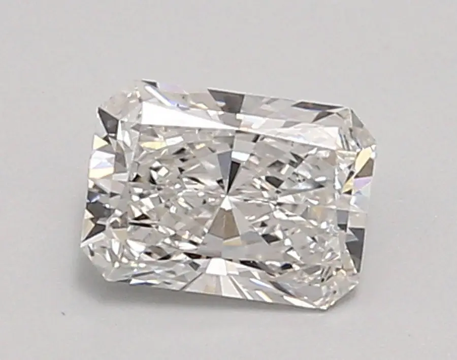 0.92ct E VS1 Radiant (IGI)