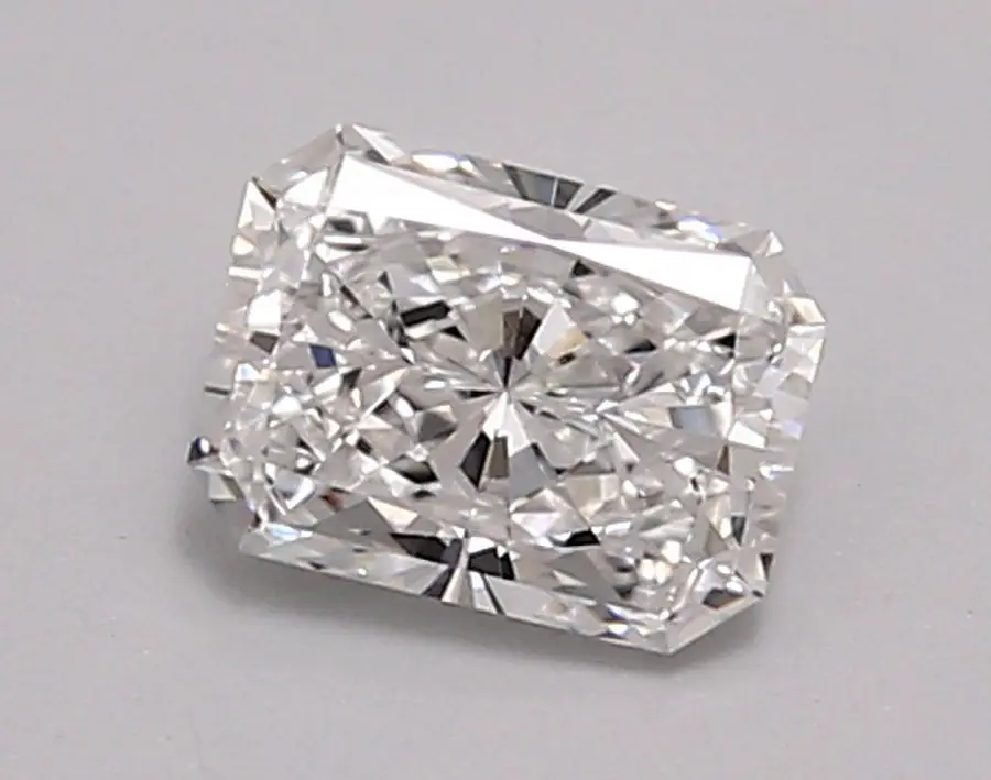 0.92ct E VS1 Radiant (IGI)