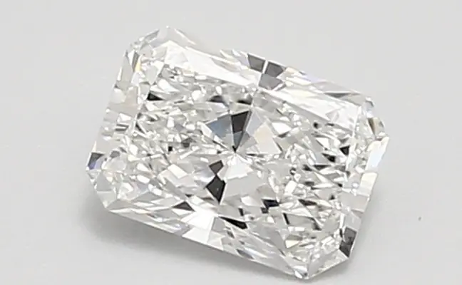 0.92ct E VVS1 Radiant (IGI)
