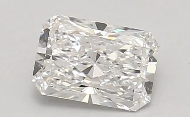 0.91ct E VVS2 Radiant (IGI)