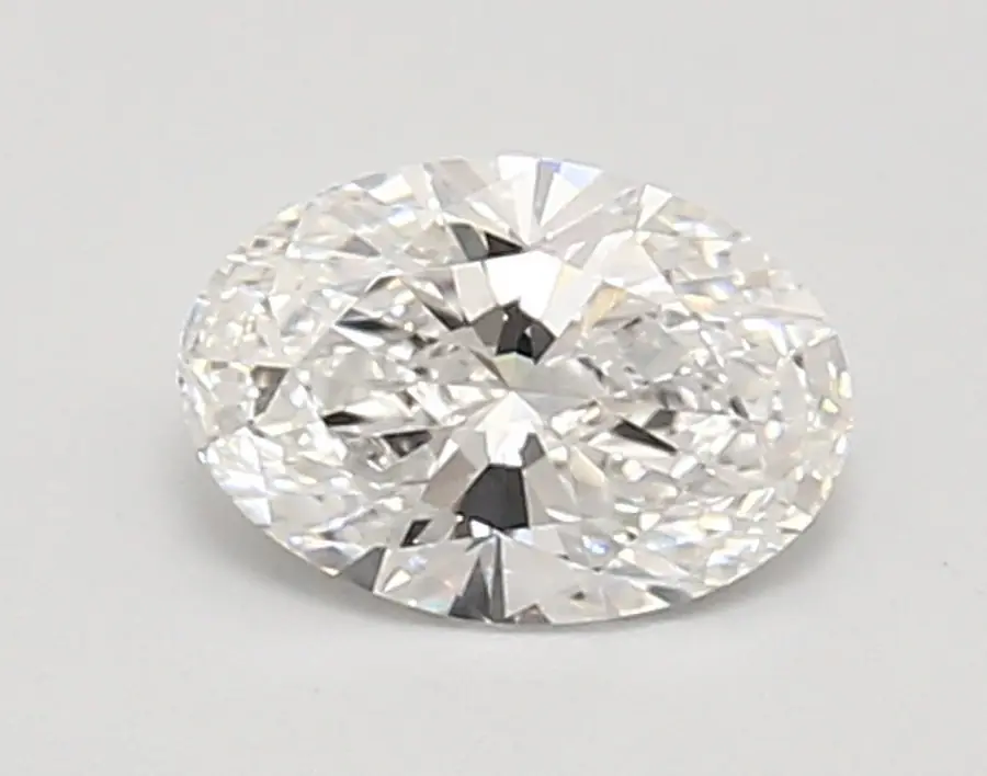 0.91ct E VVS1 Oval (IGI)