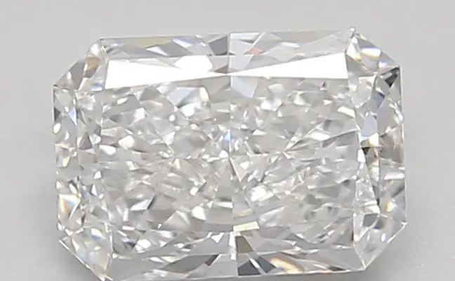0.91ct E VVS2 Radiant (IGI)