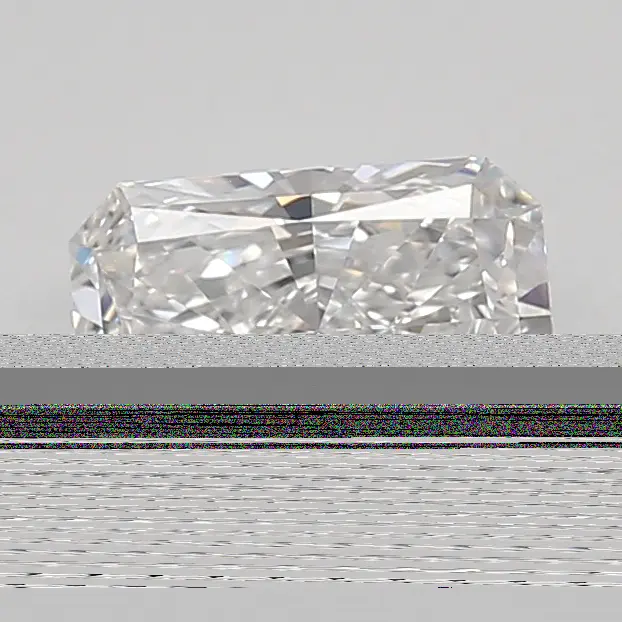 0.91ct E VVS2 Radiant (IGI)