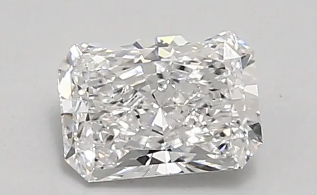 0.91ct D VVS2 Radiant (IGI)