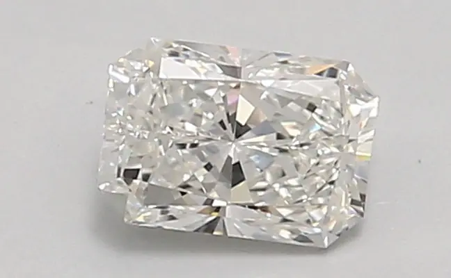 0.91ct F VVS2 Radiant (IGI)