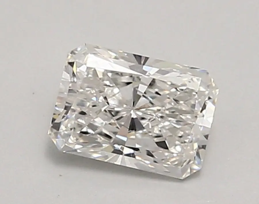 0.91ct D VVS2 Radiant (IGI)