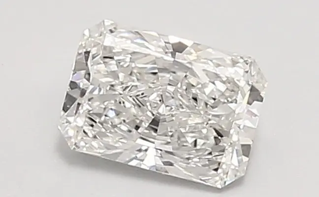 0.91ct F VVS1 Radiant (IGI)
