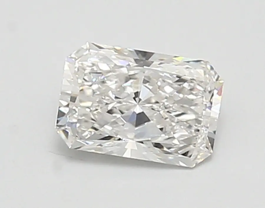 0.90ct E VS1 Radiant (IGI)