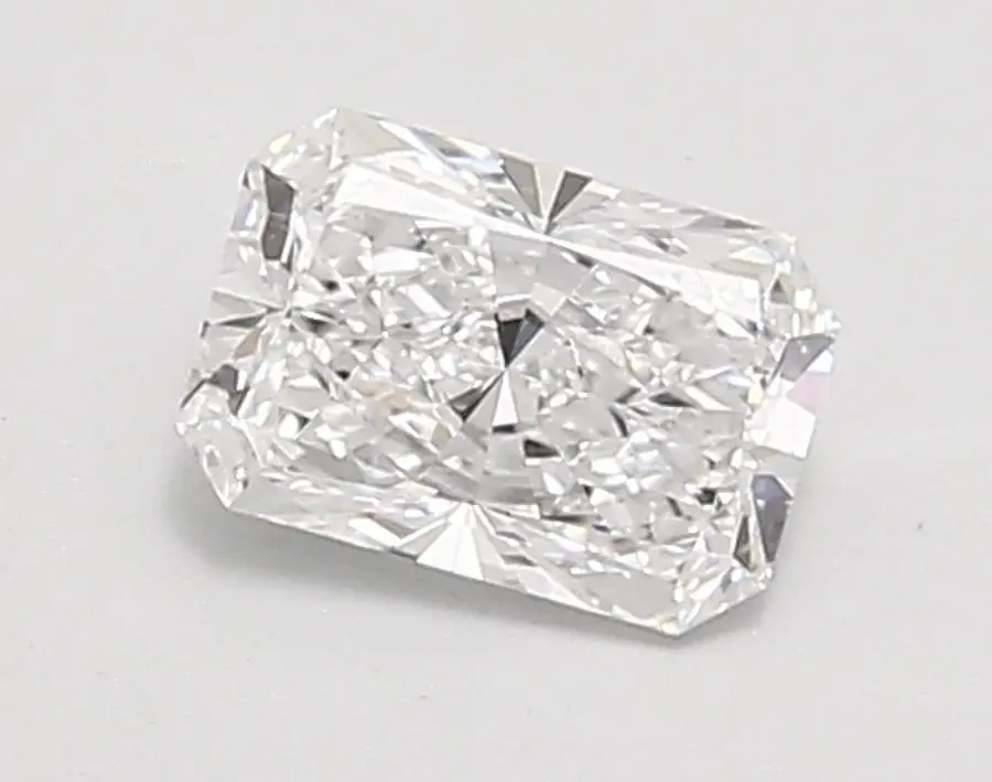 0.90ct D VVS2 Radiant (IGI)