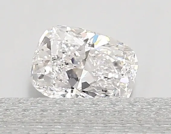 0.90ct D VVS2 Cushion (IGI)