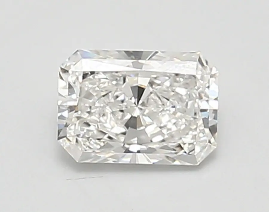 0.87ct D VVS2 Radiant (IGI)