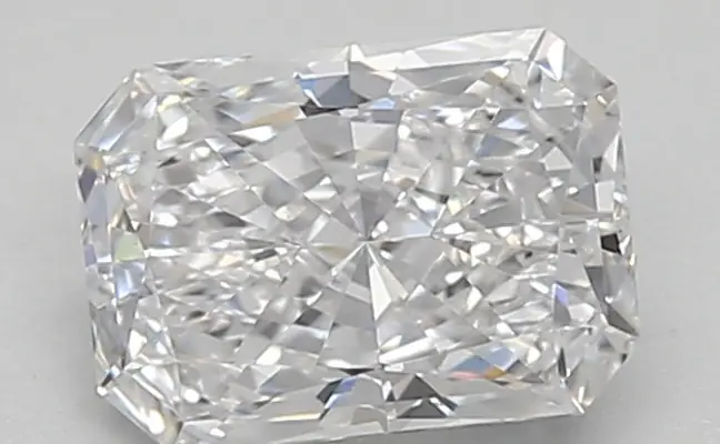 0.87ct D VVS2 Radiant (IGI)