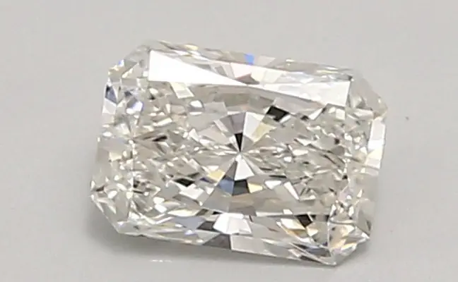 0.87ct F VVS1 Radiant (IGI)