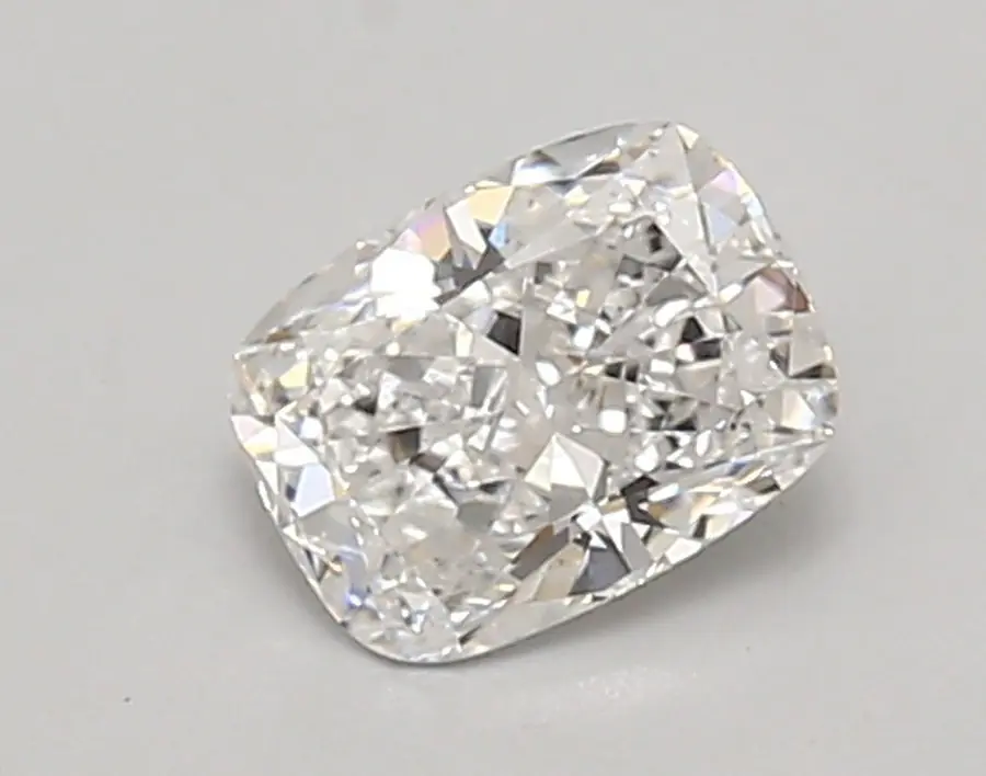 0.87ct D VVS2 Cushion (IGI)