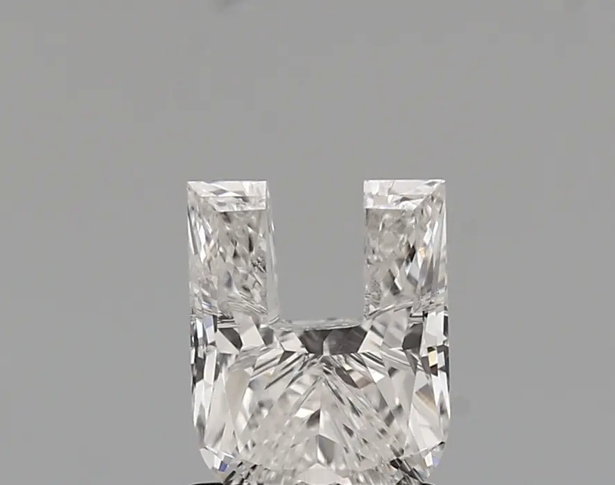 0.87ct E SI1 U (IGI)