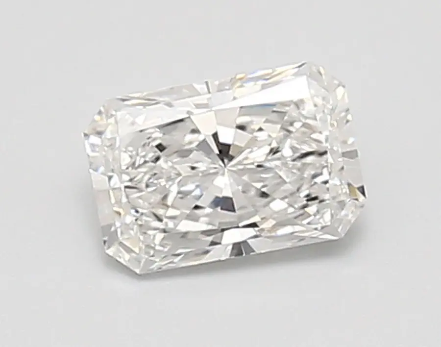 0.86ct E IF Radiant (IGI)