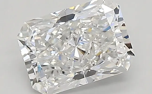0.86ct E VVS2 Radiant (IGI)