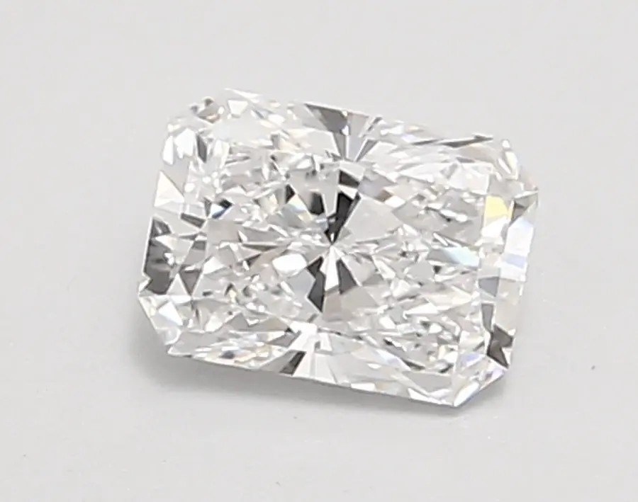 0.86ct D VVS2 Radiant (IGI)