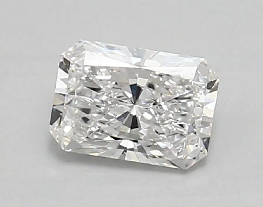 0.85ct D VVS2 Radiant (IGI)