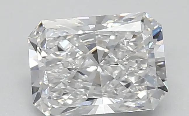 0.85ct D VVS2 Radiant (IGI)