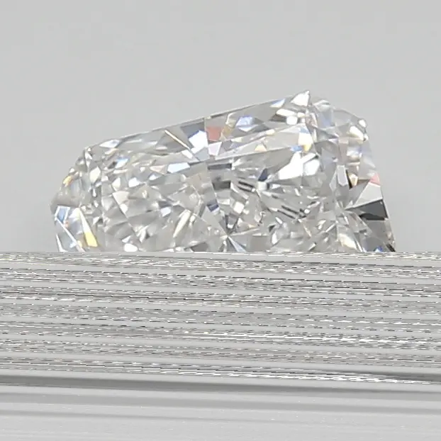 0.85ct E VS2 Radiant (IGI)
