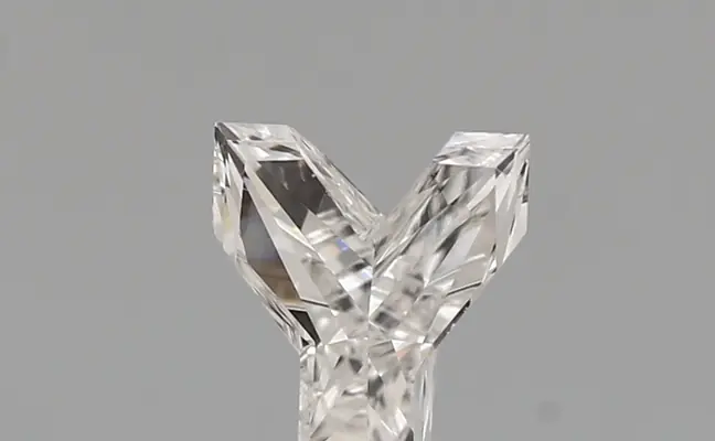 0.85ct E VS1 Y (IGI)