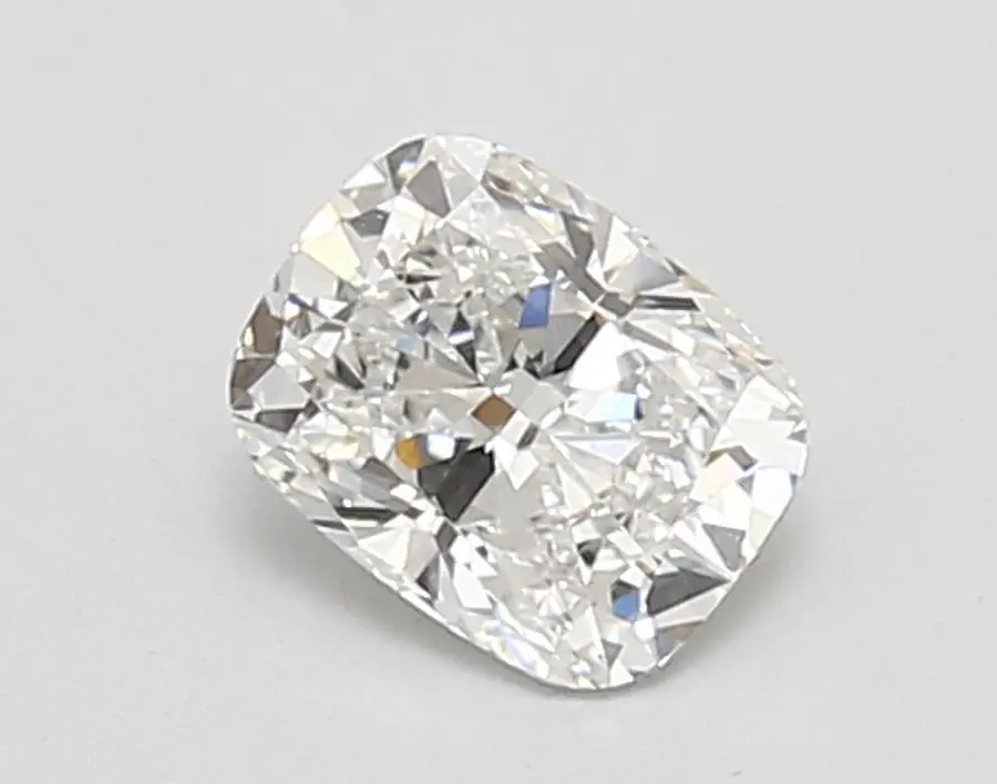 0.84ct E VS1 Cushion (IGI)