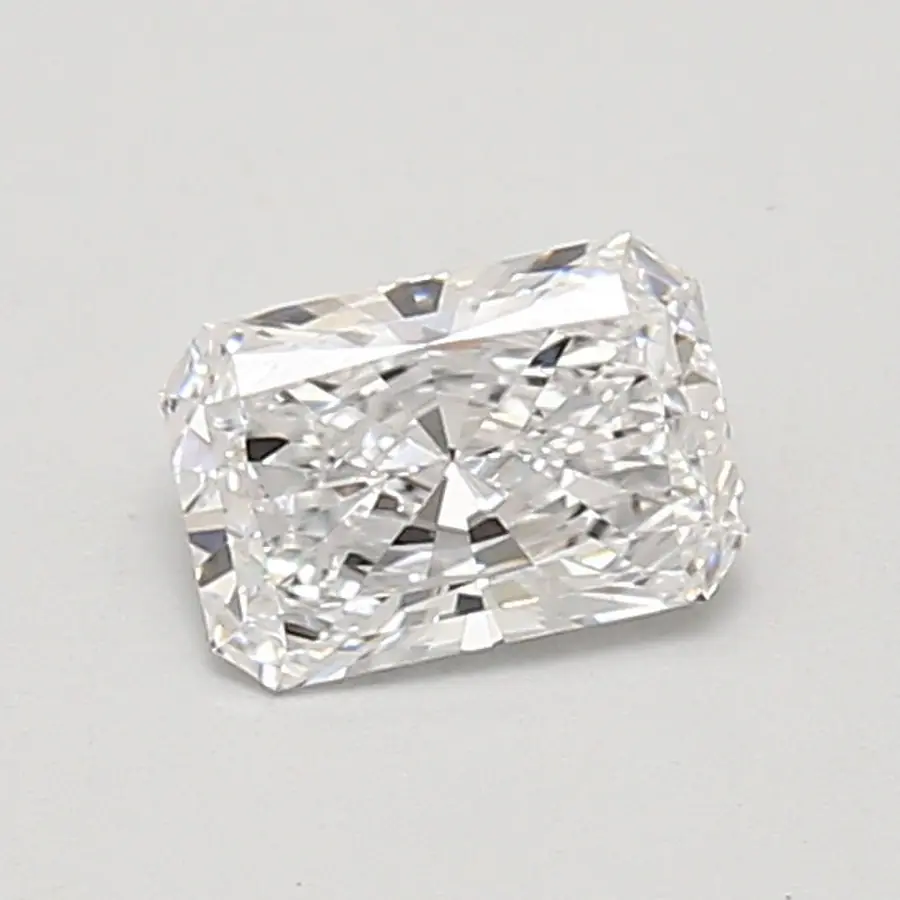 0.82ct D VVS2 Radiant (IGI)