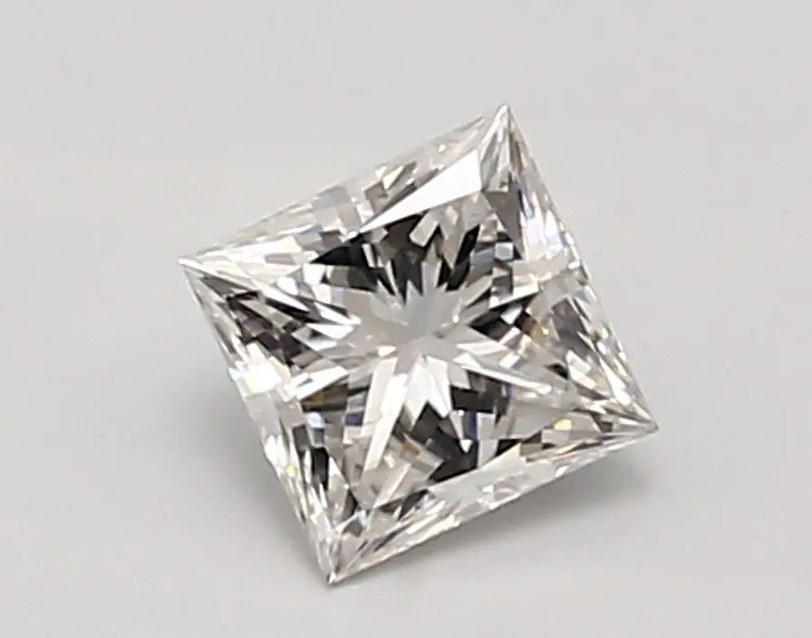0.82ct F VVS1 Princess (IGI)