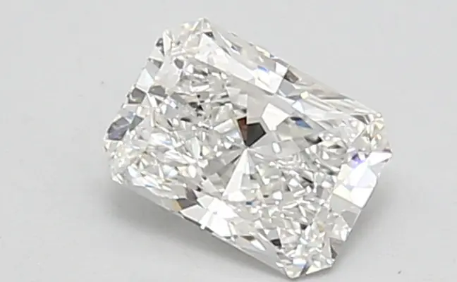 0.81ct E VVS1 Radiant (IGI)