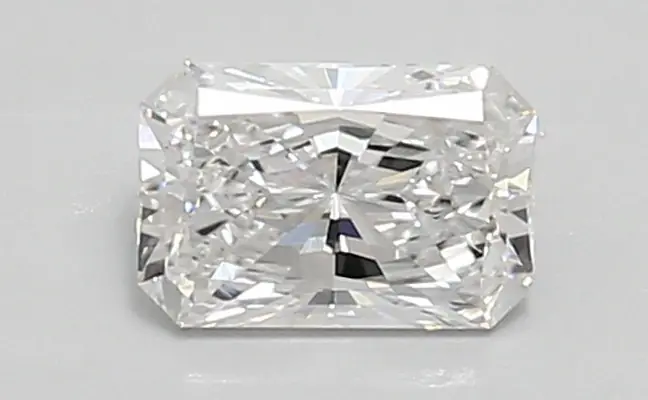 0.80ct E VVS1 Radiant (IGI)