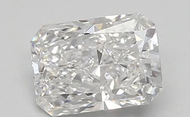 0.79ct E VVS2 Radiant (IGI)