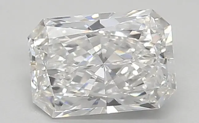 0.79ct E VVS1 Radiant (IGI)