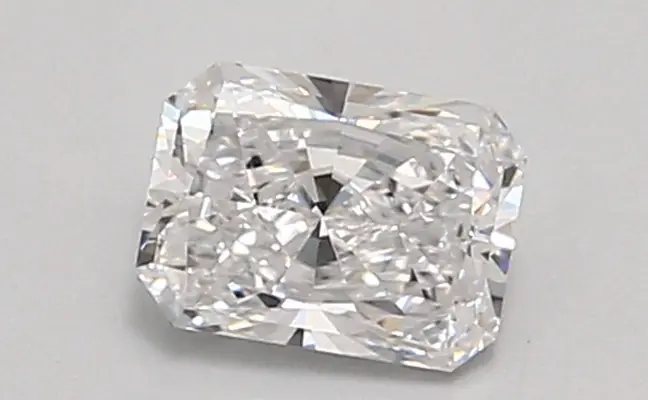 0.78ct D VVS2 Radiant (IGI)