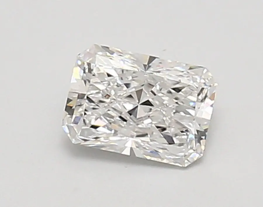 0.78ct D VVS2 Radiant (IGI)