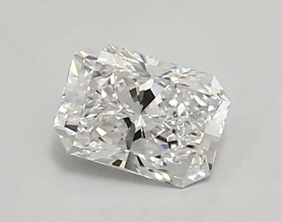 0.78ct D VVS2 Radiant (IGI)