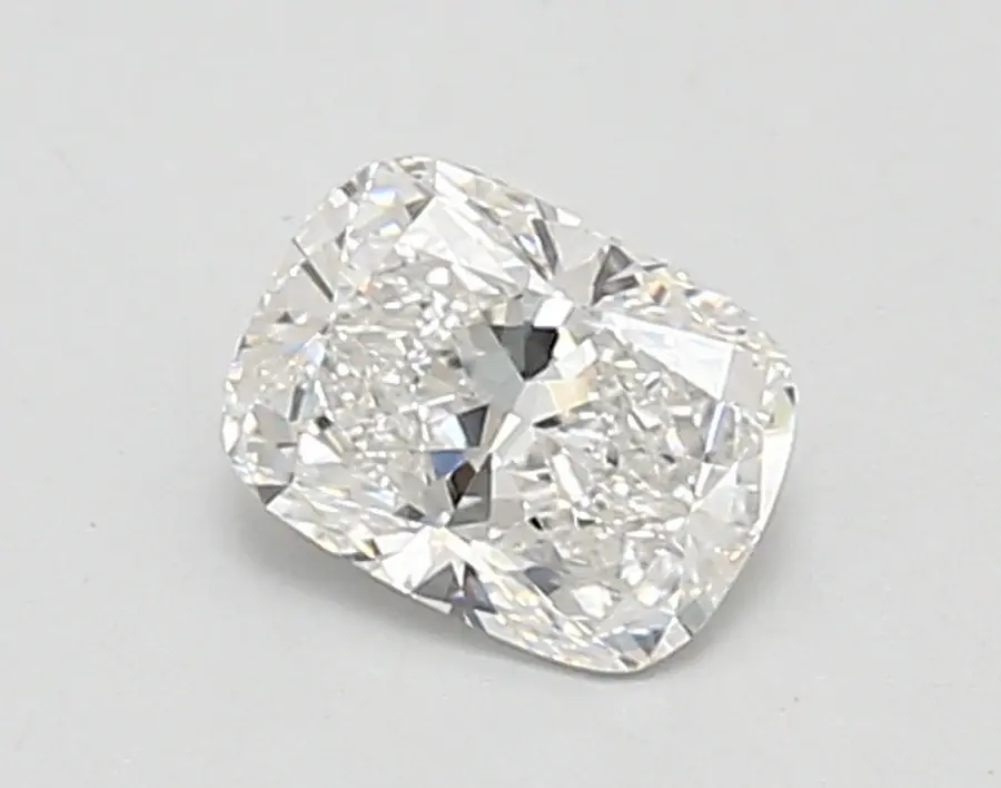 0.78ct D VVS2 Cushion (IGI)
