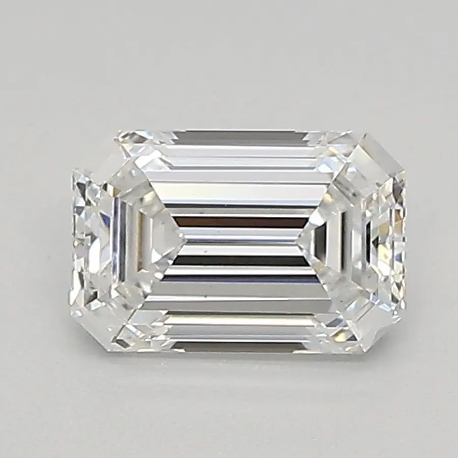 0.78ct E VS1 Emerald (IGI)