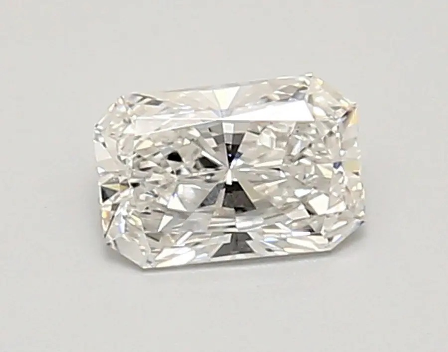 0.77ct E VS1 Radiant (IGI)
