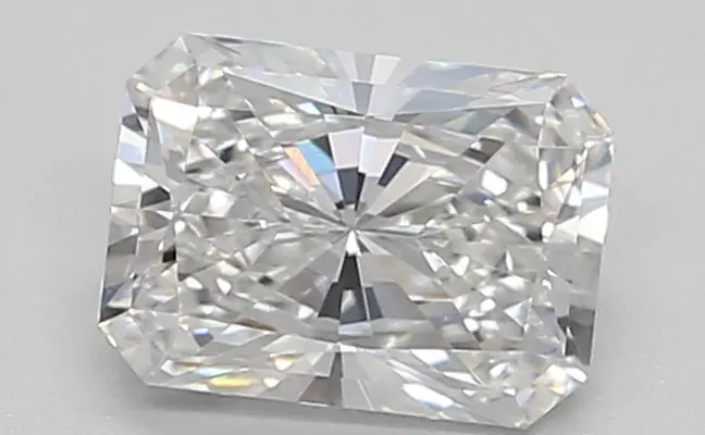 0.77ct E VVS2 Radiant (IGI)
