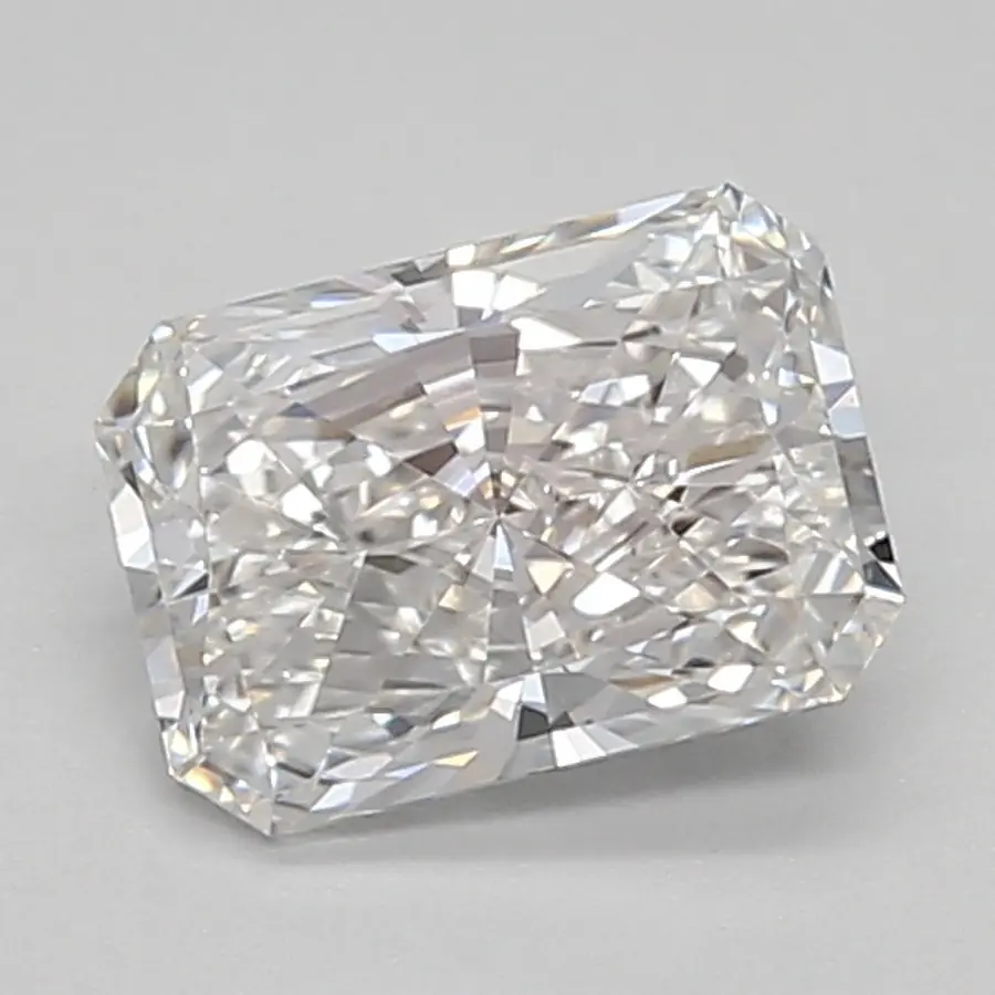 0.77ct E VVS1 Radiant (IGI)