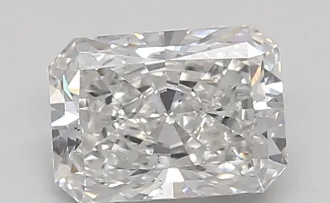 0.76ct E SI1 Radiant (IGI)