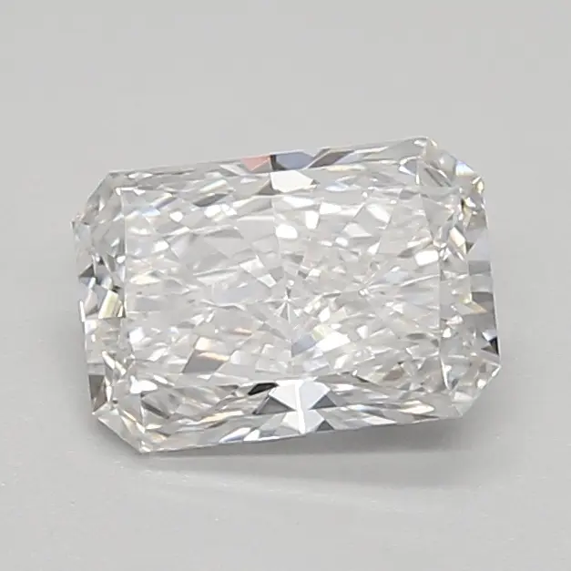 0.76ct E VVS2 Radiant (IGI)