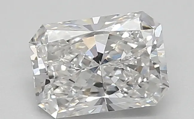 0.75ct E VVS2 Radiant (IGI)