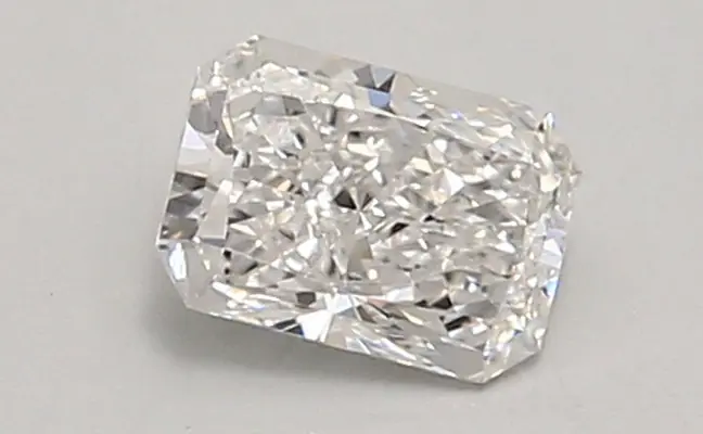 0.75ct D VVS2 Radiant (IGI)