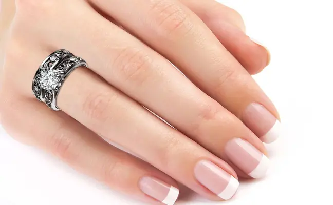 Round Vintage Lab Diamond So;itare Ring