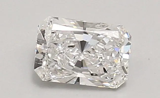 0.74ct D VS2 Radiant (IGI)