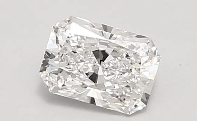 0.74ct D VVS2 Radiant (IGI)
