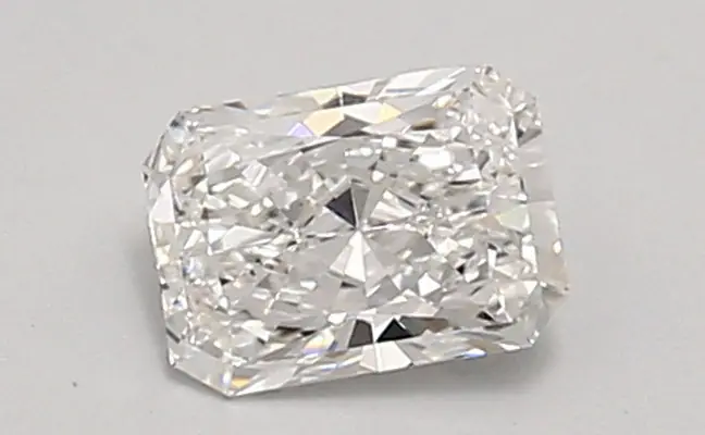 0.73ct E VVS2 Radiant (IGI)
