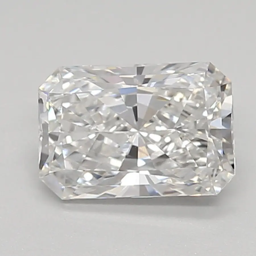 0.73ct E VVS2 Radiant (IGI)